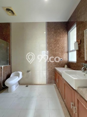 Rumah Luxury Modern Tanpa Renovasi di Veteran Jakarta Selatan Rumah Luxury Modern Tanpa Renovasi di Veteran Jakarta Selatan