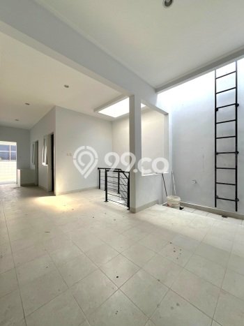 Rumah Luxury Modern Tanpa Renovasi di Veteran Jakarta Selatan Rumah Luxury Modern Tanpa Renovasi di Veteran Jakarta Selatan