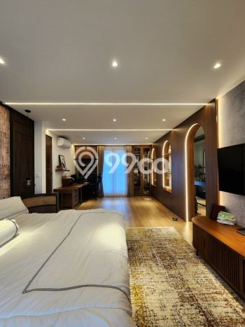 Rumah Elit Modern Tanpa Renovasi di Lebak Bulus Jakarta Selatan Rumah Elit Modern Tanpa Renovasi di Lebak Bulus Jakarta Selatan