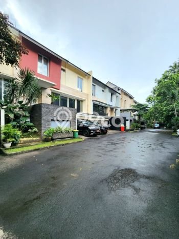 Rumah Elit Modern Tanpa Renovasi di Lebak Bulus Jakarta Selatan Rumah Elit Modern Tanpa Renovasi di Lebak Bulus Jakarta Selatan