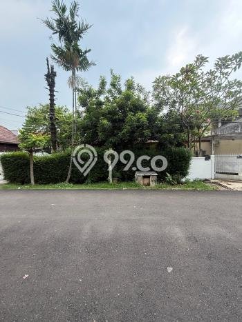 Hunian Mewah LB 170m2 Siap Pakai Desain Elegan di Bintaro, Tangerang Selatan Hunian Mewah LB 170m2 Siap Pakai Desain Elegan di Bintaro, Tangerang Selatan