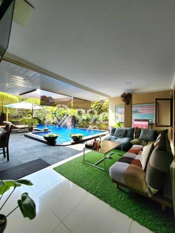 Jual Rumah Luas Elegan Dengan View Cantik di Bintaro, Jakarta Selatan Jual Rumah Luas Elegan Dengan View Cantik di Bintaro, Jakarta Selatan