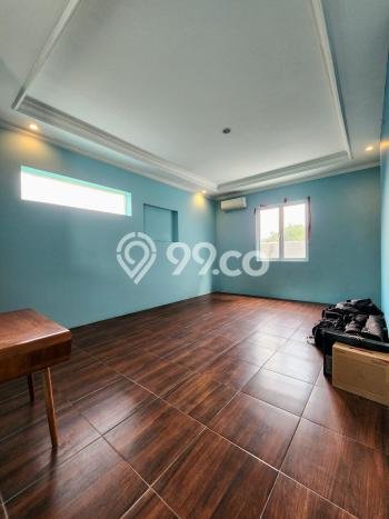 Jual Rumah Luas Elegan Dengan View Cantik di Bintaro, Jakarta Selatan Jual Rumah Luas Elegan Dengan View Cantik di Bintaro, Jakarta Selatan