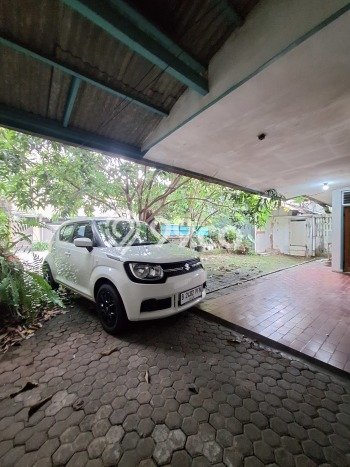 Dijual Rumah Luas Elegan Dengan View Eksklusif di Kemandoran, Jakarta Selatan Dijual Rumah Luas Elegan Dengan View Eksklusif di Kemandoran, Jakarta Selatan