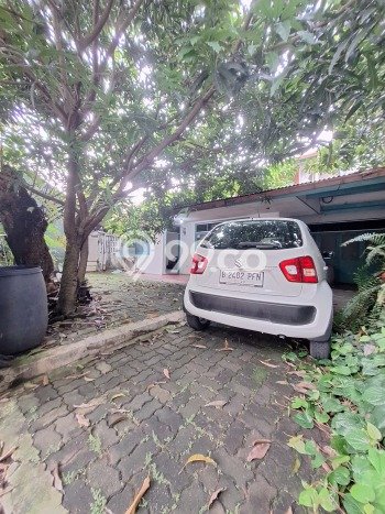 Dijual Rumah Luas Elegan Dengan View Eksklusif di Kemandoran, Jakarta Selatan Dijual Rumah Luas Elegan Dengan View Eksklusif di Kemandoran, Jakarta Selatan