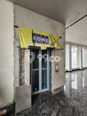 Jual Rumah Luas Megah Dengan View Eksklusif di Kemang, Jakarta Selatan Jual Rumah Luas Megah Dengan View Eksklusif di Kemang, Jakarta Selatan