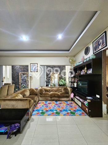 Siap Huni Rumah Minimalis & Modern LB 280m2 di Bintaro Siap Huni Rumah Minimalis & Modern LB 280m2 di Bintaro