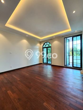 Dijual Rumah Premium dengan Fasilitas Sekitar Komplit di Cilandak, Jakarta Selatan Dijual Rumah Premium dengan Fasilitas Sekitar Komplit di Cilandak, Jakarta Selatan