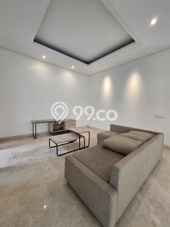 For Sale! Luxury House LT 301m2 Desain Elegan di Kuningan For Sale! Luxury House LT 301m2 Desain Elegan di Kuningan