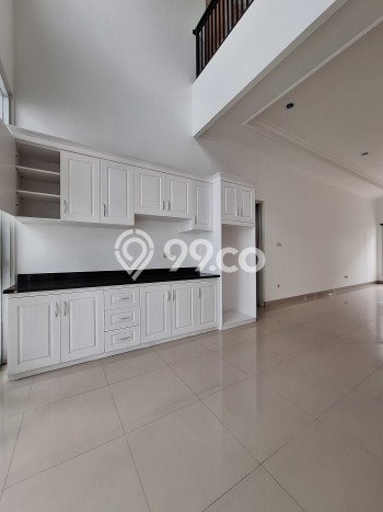 Sewa Rumah Harga Terjangkau di Cipete Jakarta Selatan dengan 4 Kamar Tidur Sewa Rumah Harga Terjangkau di Cipete Jakarta Selatan dengan 4 Kamar Tidur