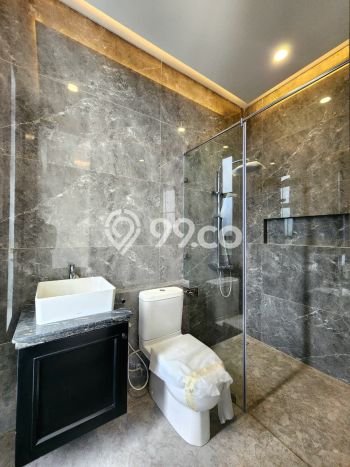 Hunian Mewah Dijual LT 219m2 di Cilandak, Jakarta Selatan Hunian Mewah Dijual LT 219m2 di Cilandak, Jakarta Selatan