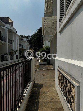 Rumah Mewah LB 385m2 Siap Huni Desain Elegan di Kemang, Jakarta Selatan Rumah Mewah LB 385m2 Siap Huni Desain Elegan di Kemang, Jakarta Selatan