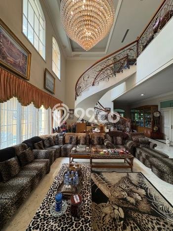 Dijual Rumah Mewah Megah Dengan View Cantik di Kuningan, Jakarta Selatan Dijual Rumah Mewah Megah Dengan View Cantik di Kuningan, Jakarta Selatan