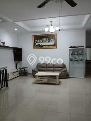 Disewakan! Rumah 5 Kamar Tidur &
3 Kamar Mandi di Muara Karang, Jakarta Utara Disewakan! Rumah 5 Kamar Tidur &
3 Kamar Mandi di Muara Karang, Jakarta Utara