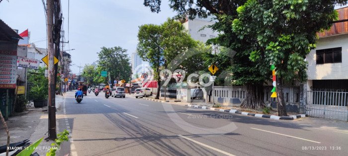Lahan Kosong Dijual di Kebayoran Lama, Jakarta Selatan, Luas 279m2 Area Strategis Lahan Kosong Dijual di Kebayoran Lama, Jakarta Selatan, Luas 279m2 Area Strategis