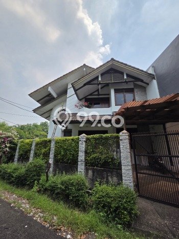 Ready to Use! Luxury House LT 217m2 Desain Modern di Meruya Ready to Use! Luxury House LT 217m2 Desain Modern di Meruya