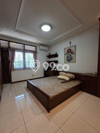 Ready to Use! Luxury House LT 217m2 Desain Modern di Meruya Ready to Use! Luxury House LT 217m2 Desain Modern di Meruya