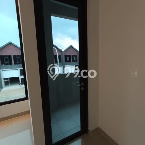 FOR RENT! Gudang di Pantai Indah Kapuk 2 Cocok untuk Bisnis 350m2 FOR RENT! Gudang di Pantai Indah Kapuk 2 Cocok untuk Bisnis 350m2