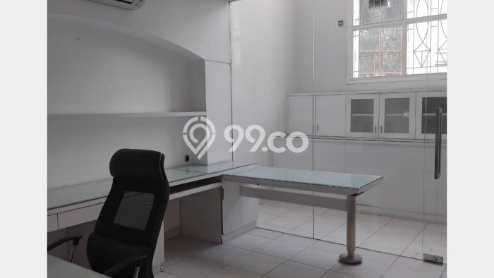 Disewakan! Rumah 3 Kamar Tidur &
2 Kamar Mandi di Pantai Indah Kapuk, Jakarta Utara Disewakan! Rumah 3 Kamar Tidur &
2 Kamar Mandi di Pantai Indah Kapuk, Jakarta Utara