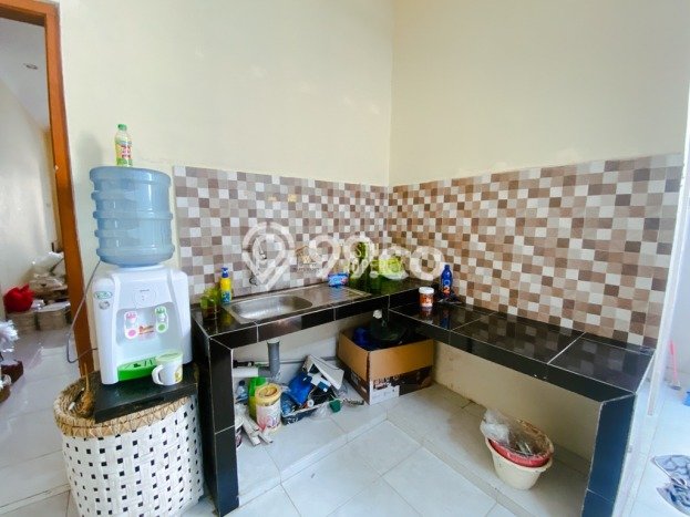 DIJUAL CEPAT! Rumah Siap Huni Lokasi Premium Depok, Luas 135m2m² Bangunan 90m2m² DIJUAL CEPAT! Rumah Siap Huni Lokasi Premium Depok, Luas 135m2m² Bangunan 90m2m²