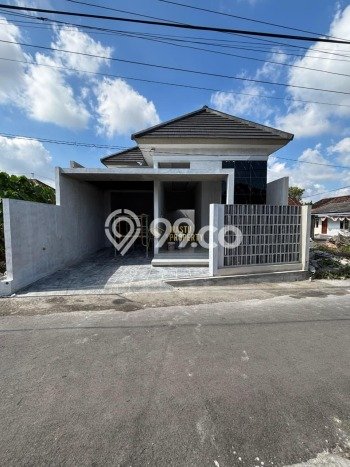 Rumah Strategis Modern Lb 65m2 di Kalasan, Sleman Rumah Strategis Modern Lb 65m2 di Kalasan, Sleman