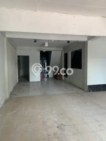 LOKASI PREMIUM! Komersial Area Bisnis di , Luas 60m2m², Siap Bisnis LOKASI PREMIUM! Komersial Area Bisnis di , Luas 60m2m², Siap Bisnis