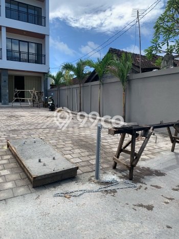 Ruko disewakan di Kuta Badung dengan luas bangunan 288m2 Ruko disewakan di Kuta Badung dengan luas bangunan 288m2