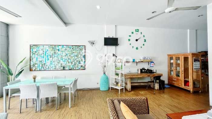 Ruko di Renon, Luas 250m², Lokasi Strategis Ruko di Renon, Luas 250m², Lokasi Strategis