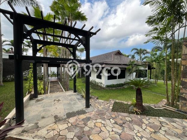 HARGA MENARIK! Vila di Canggu, Luas 2340m2m², Lokasi Premium dengan jalan bagus HARGA MENARIK! Vila di Canggu, Luas 2340m2m², Lokasi Premium dengan jalan bagus
