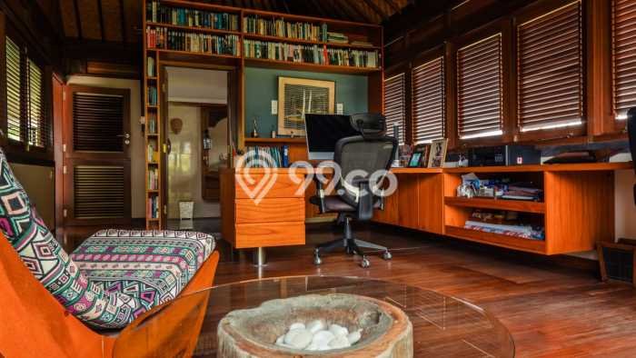 Dijual! Vila Kawasan , Ukuran 823m2m², Akses Mudah Fasilitas Umum Dijual! Vila Kawasan , Ukuran 823m2m², Akses Mudah Fasilitas Umum