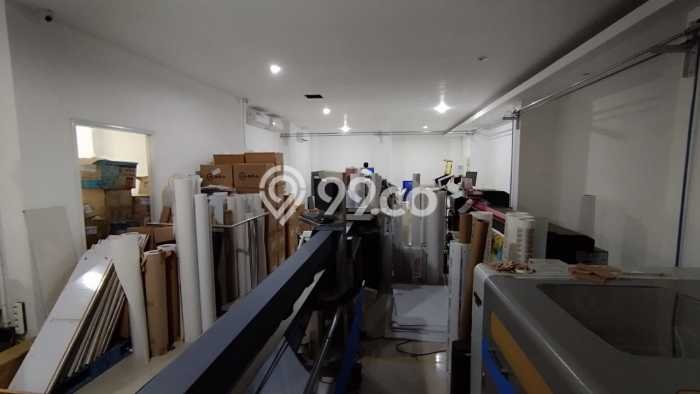 AREA PREMIUM! Gudang di Padangsambian , Luas 1000m², Lokasi Strategis AREA PREMIUM! Gudang di Padangsambian , Luas 1000m², Lokasi Strategis
