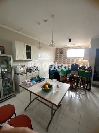 Ruko Dijual di Denpasar LT 85m2 & LB 180m2 Lokasi Terbaik! Ruko Dijual di Denpasar LT 85m2 & LB 180m2 Lokasi Terbaik!