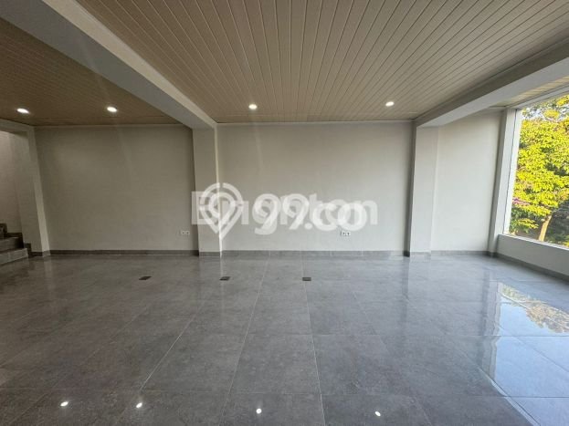 Ruko Kawasan Renon, Luas 195m², Pusat Bisnis Ruko Kawasan Renon, Luas 195m², Pusat Bisnis