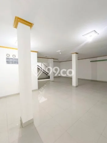 PELUANG EMAS! Ruko Kawasan Batujajar, Luas 240m², Pusat Komersial PELUANG EMAS! Ruko Kawasan Batujajar, Luas 240m², Pusat Komersial