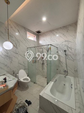 HARGA SPESIAL! Rumah Modern di , Bandung, Luas 800m2m² Bangunan 500m2m² Bisa Nego! HARGA SPESIAL! Rumah Modern di , Bandung, Luas 800m2m² Bangunan 500m2m² Bisa Nego!
