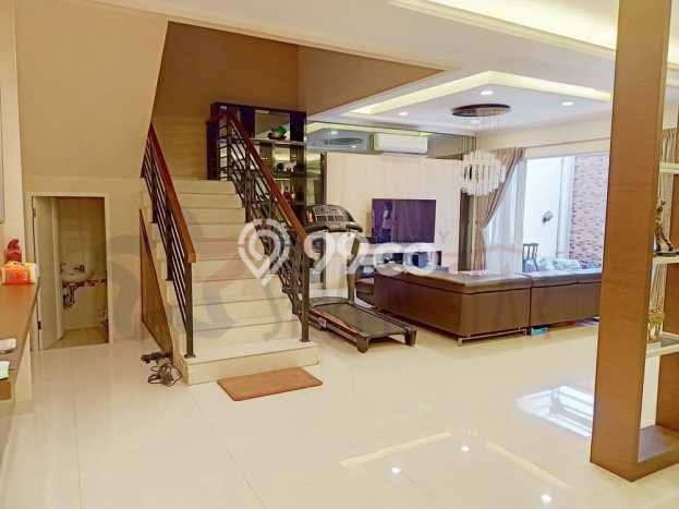 Ready to Use! Premium House LT 200m2 Desain Elegan di Lippo Karawaci Ready to Use! Premium House LT 200m2 Desain Elegan di Lippo Karawaci