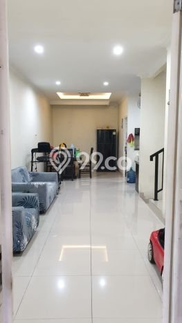 Dijual Hunian Rumah Nyaman 4 Kamar di Semanan, Jakarta Barat Dijual Hunian Rumah Nyaman 4 Kamar di Semanan, Jakarta Barat