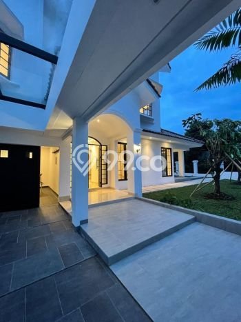 For Sale! Premium House LT 446m2 Desain Elegan di Lebak Bulus For Sale! Premium House LT 446m2 Desain Elegan di Lebak Bulus