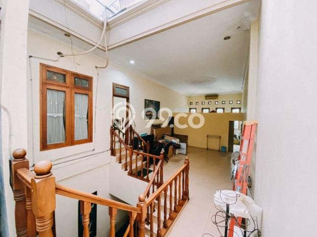 PENAWARAN TERBATAS! Rumah Berkualitas area Kebayoran Baru, LT 366m² LB 600m² PENAWARAN TERBATAS! Rumah Berkualitas area Kebayoran Baru, LT 366m² LB 600m²