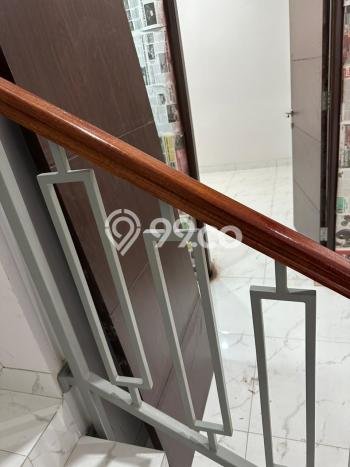 Rumah 4 Kamar di Pinggir Kota Kelapa Gading, Jakarta Utara - Lokasi Strategis Rumah 4 Kamar di Pinggir Kota Kelapa Gading, Jakarta Utara - Lokasi Strategis