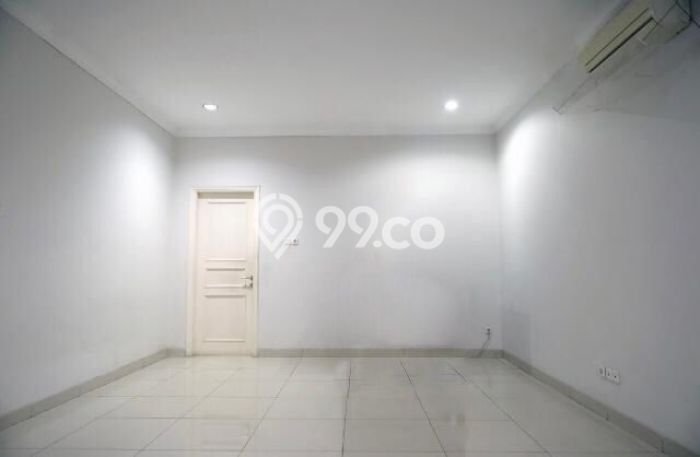HARGA SPESIAL! Rumah di Pantai Indah Kapuk, Dekat Fasilitas, 4 KM, Luas 270m² LB 360m² HARGA SPESIAL! Rumah di Pantai Indah Kapuk, Dekat Fasilitas, 4 KM, Luas 270m² LB 360m²