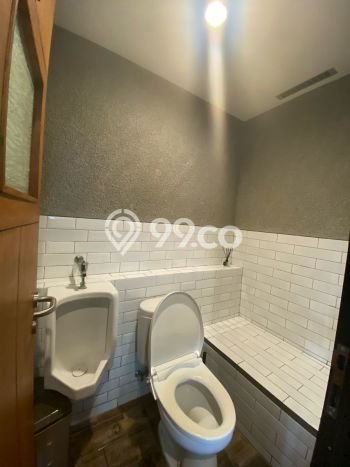KAWASAN BISNIS! Kantor Kawasan , Luas 955m2m², Lokasi Premium KAWASAN BISNIS! Kantor Kawasan , Luas 955m2m², Lokasi Premium