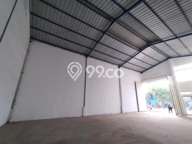 Unit Gudang Disewakan di Dadap di Area Ramai & Strategis Unit Gudang Disewakan di Dadap di Area Ramai & Strategis