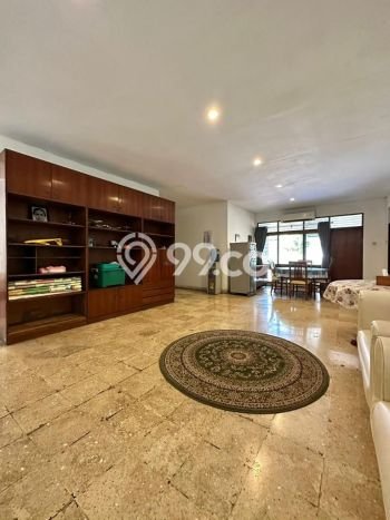 Jual Rumah Luas Megah Dengan View Eksklusif di Mampang, Jakarta Selatan Jual Rumah Luas Megah Dengan View Eksklusif di Mampang, Jakarta Selatan