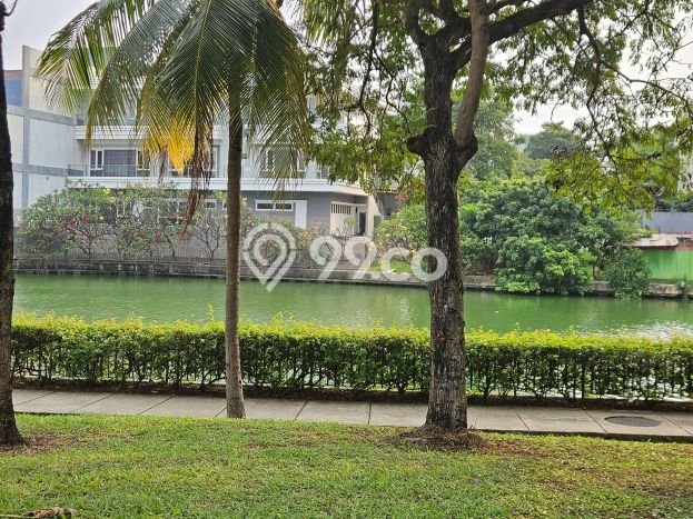 Rumah Elit LB 360m2 Siap Pakai Desain Elegan di Pantai Indah Kapuk, Jakarta Utara Rumah Elit LB 360m2 Siap Pakai Desain Elegan di Pantai Indah Kapuk, Jakarta Utara