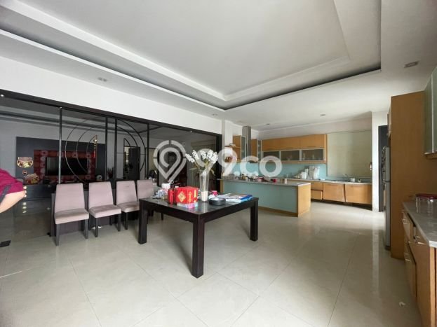 Rumah Bagus Disewakan di Pluit, Jakarta Utara LT 525m2, LB 600m2 Rumah Bagus Disewakan di Pluit, Jakarta Utara LT 525m2, LB 600m2