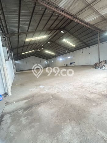 Disewakan Gudang komersial di Cipondoh luas bangunan 1600m2 Disewakan Gudang komersial di Cipondoh luas bangunan 1600m2