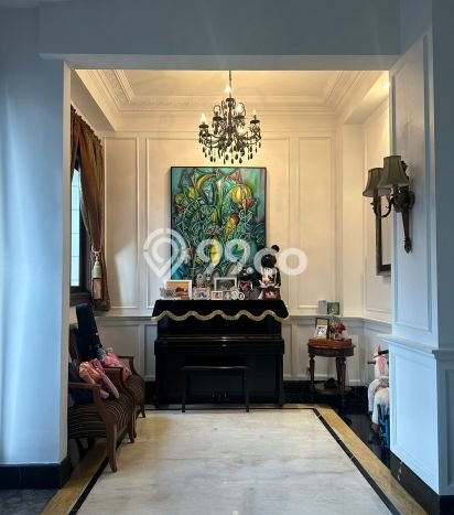 Siap Huni Rumah Mewah 6 Kamar di Kelapa Gading Dekat ke Mana Pun Siap Huni Rumah Mewah 6 Kamar di Kelapa Gading Dekat ke Mana Pun