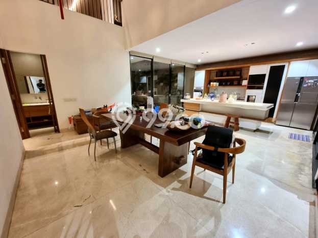 Rumah Elit Modern Siap Huni di Pantai Indah Kapuk Jakarta Utara Rumah Elit Modern Siap Huni di Pantai Indah Kapuk Jakarta Utara