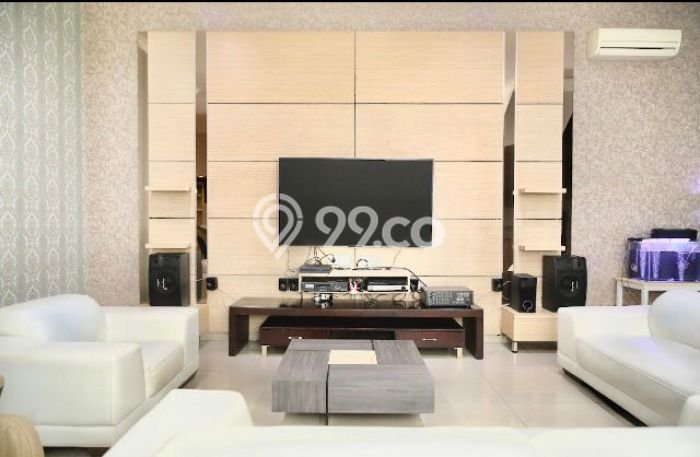 Hunian Elit LB 360m2 Siap Pakai Desain Elegan di Pantai Indah Kapuk, Jakarta Utara Hunian Elit LB 360m2 Siap Pakai Desain Elegan di Pantai Indah Kapuk, Jakarta Utara